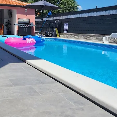 Radmila Nova Vas (Porec)