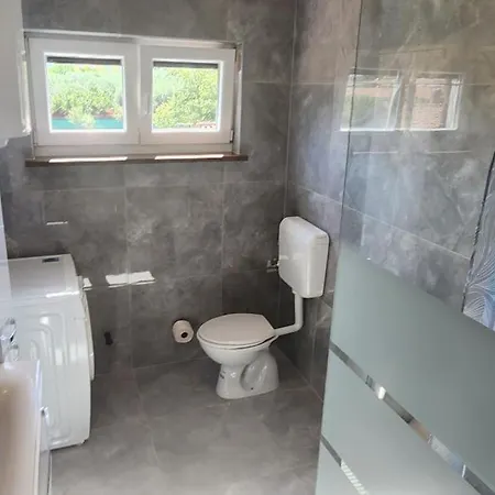 Radmila Apartamento