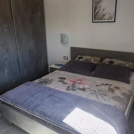 Apartament Radmila *