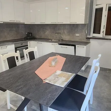 Radmila Apartament